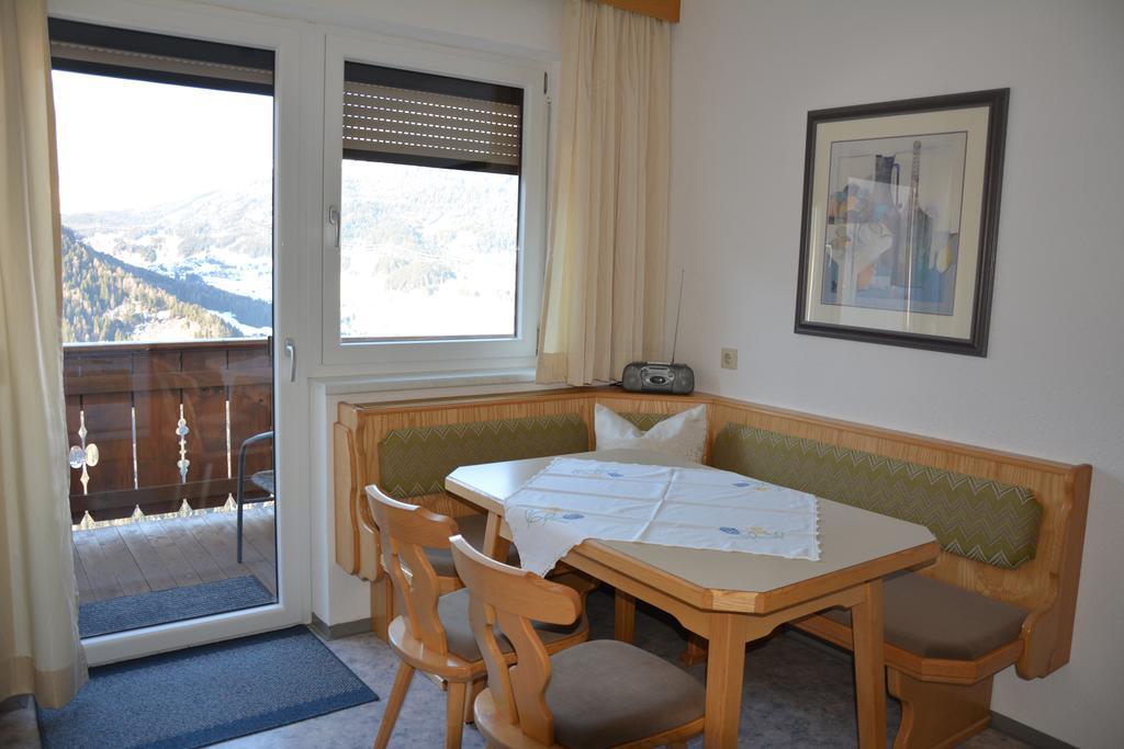 Ferienwohnungen Schoepf Jerzens Habitación foto